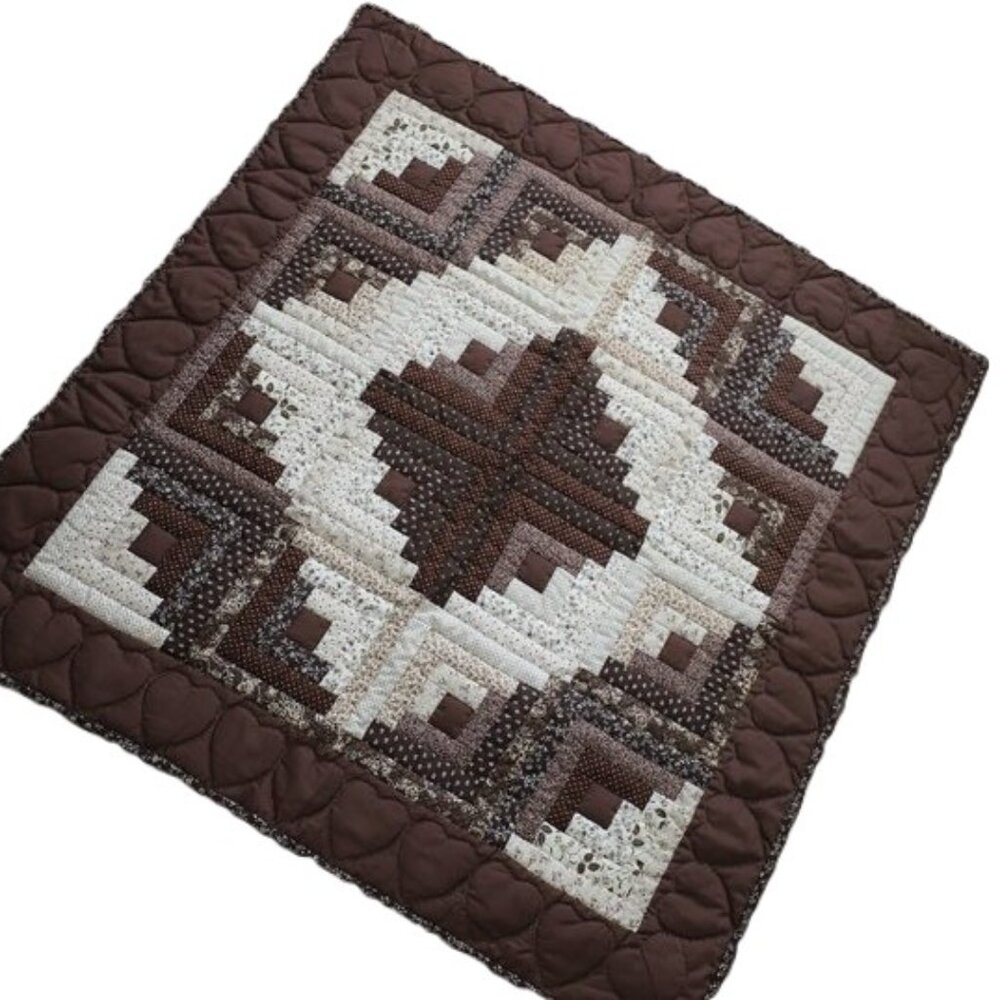 VINTAGE RUSTIC DECOR HAND SEWN HANDCRAFTED LOG CABIN AMISH QUILT WALL HANGING - Picture 2 of 7